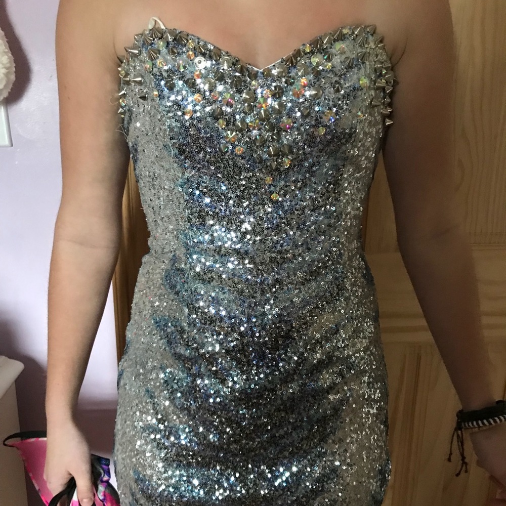 silver glittery sweetheart neckline dress